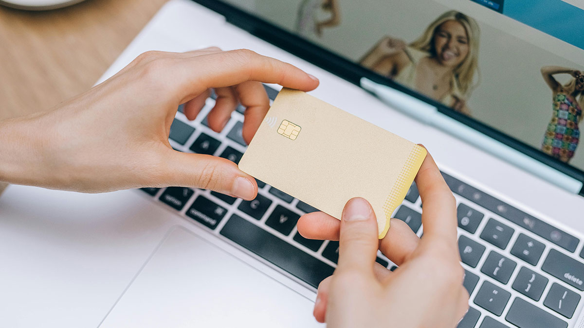 How Long to Transfer Money for Your  Trip?